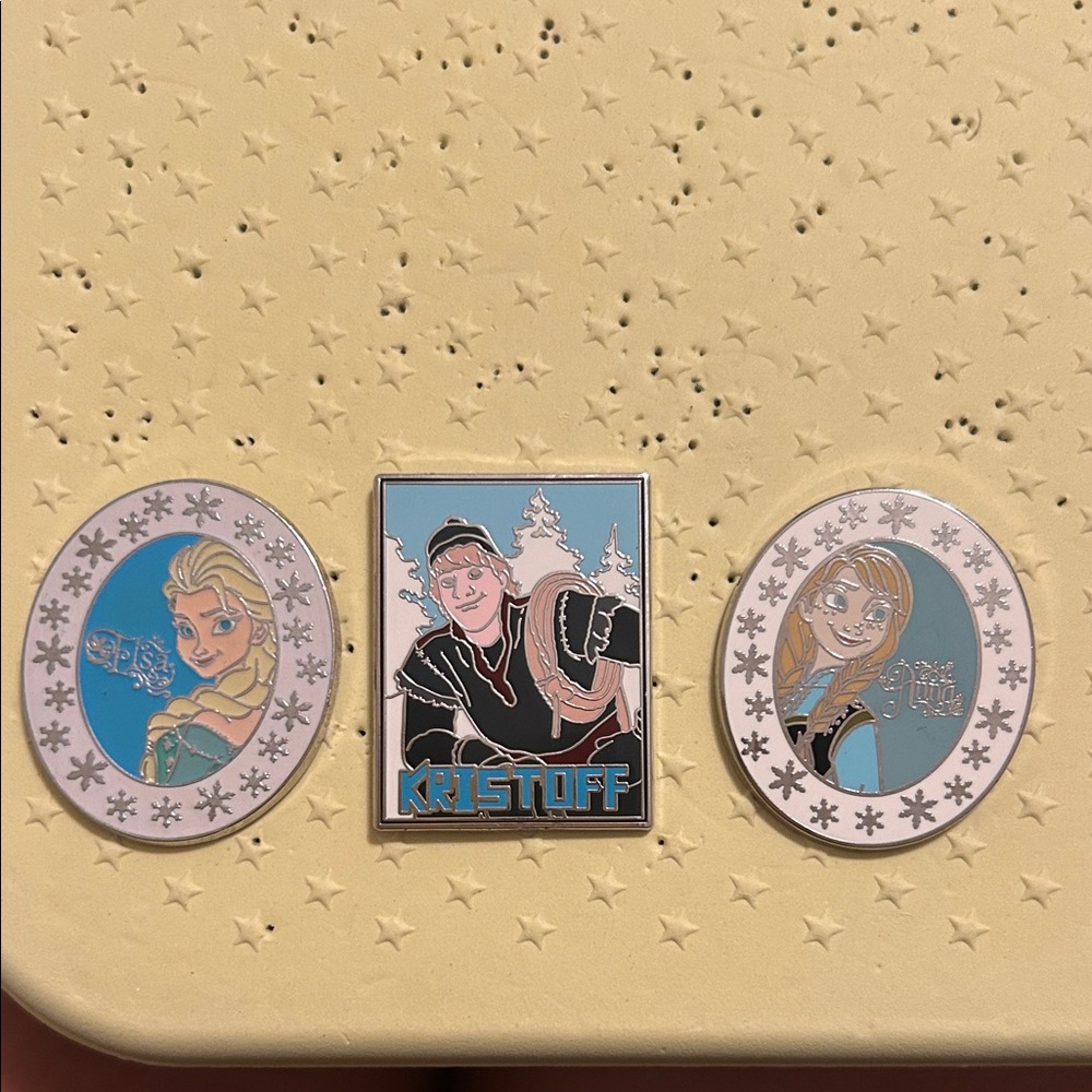 Frozen Character Pin Set